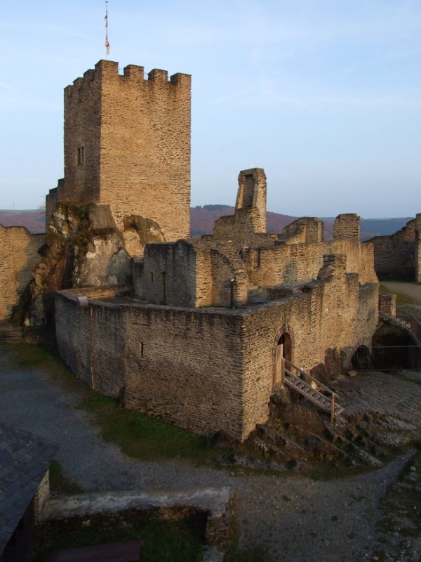 DSCF0518  Chateau de Boursheid